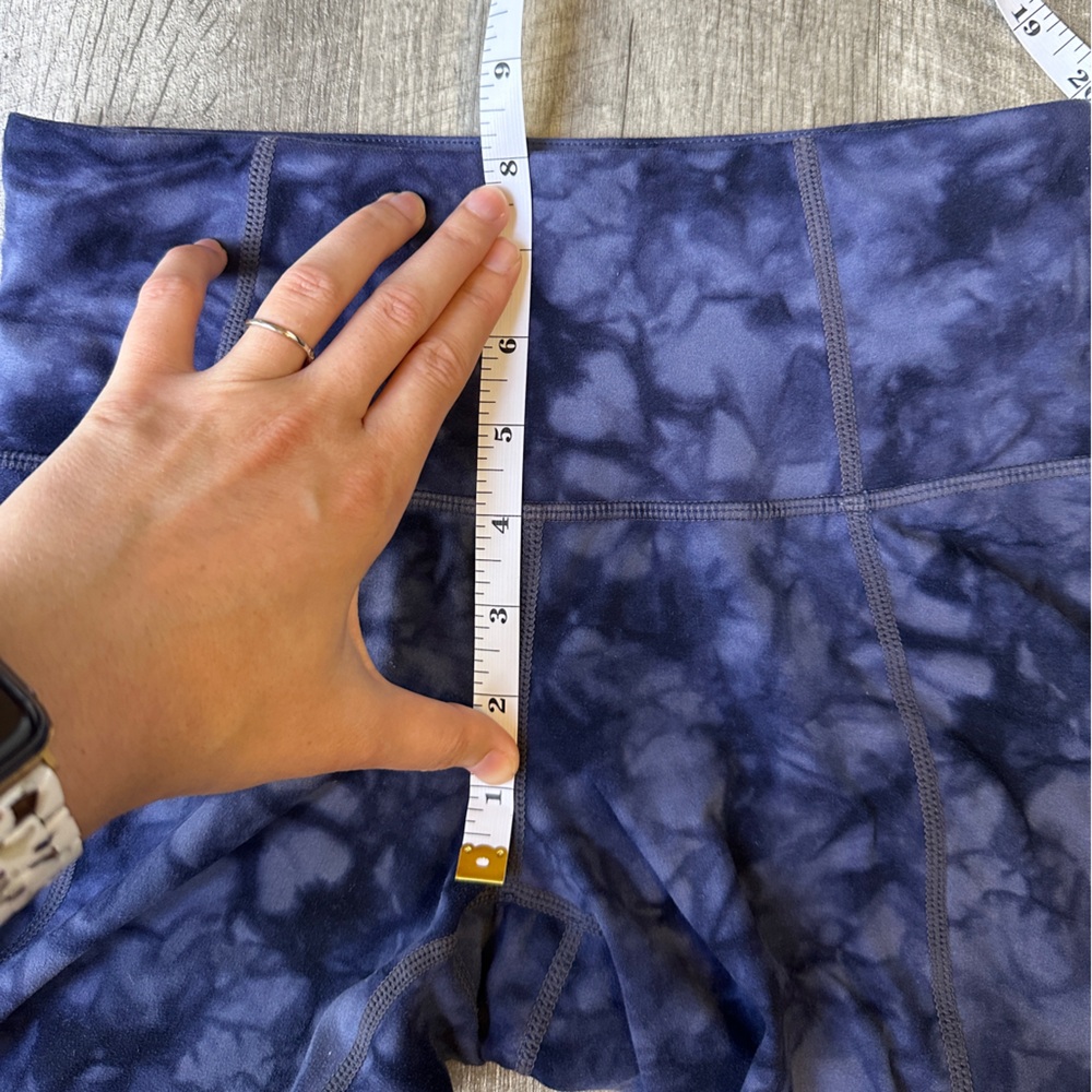 Athleta Tie-Dye Blue Legging 25” - XS - Picture 12 of 13
